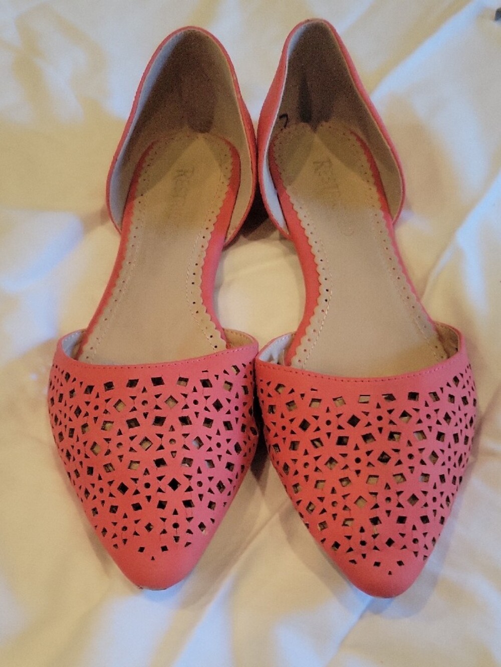 Restricted Women's Pointed D'Orsay Flats in Coral Pink Size 9 - Picture 6 of 8